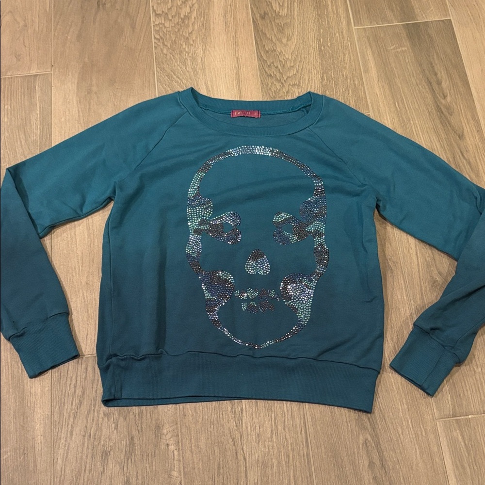 Me.n.u Girls Teal Skull Sequin Sweatshirt Size S